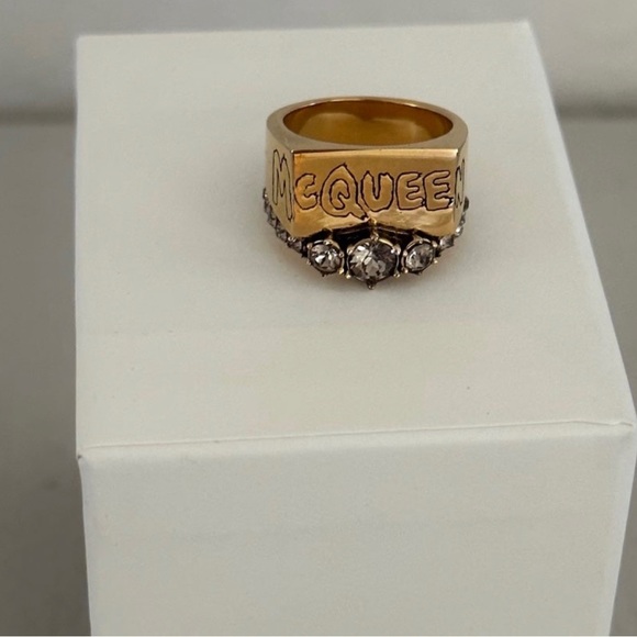 Alexander McQueen McQueen Graffiti crystal-embellished ring - Picture 2 of 14